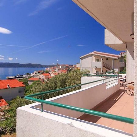 Apartments Toni Two Igrane Luaran gambar