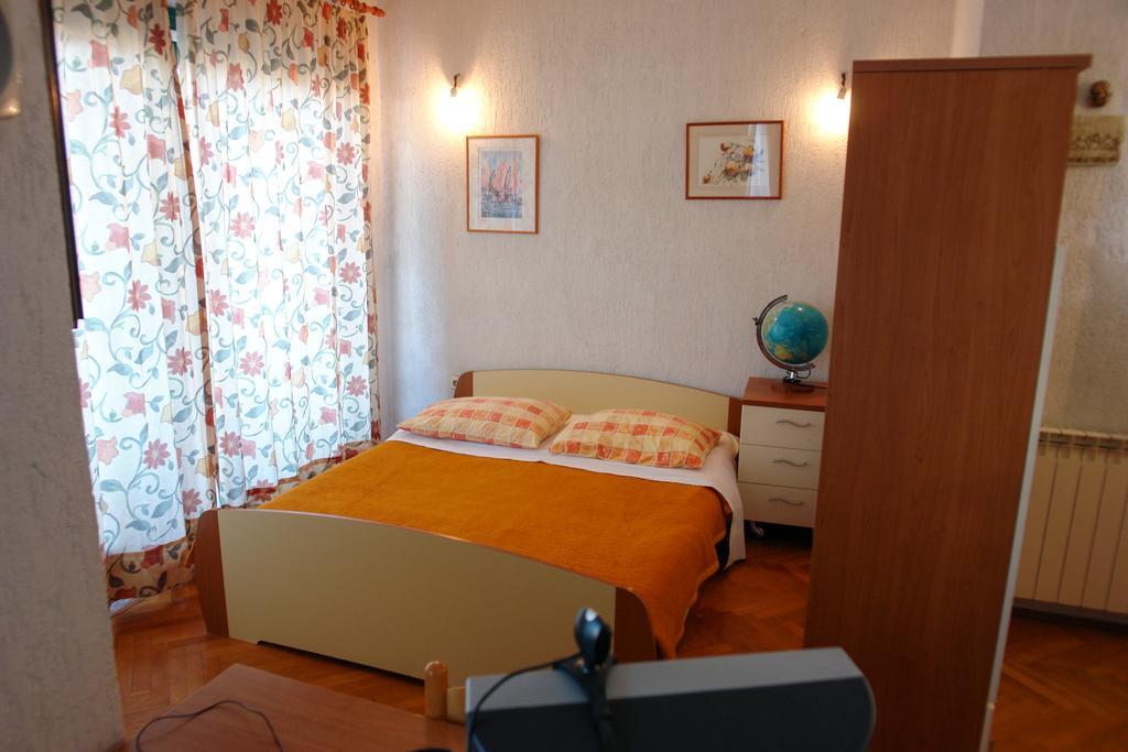 Apartments Toni Two Igrane Luaran gambar