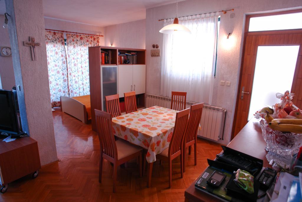 Apartments Toni Two Igrane Luaran gambar