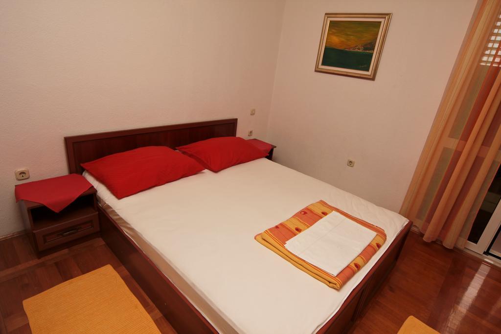 Apartments Toni Two Igrane Luaran gambar